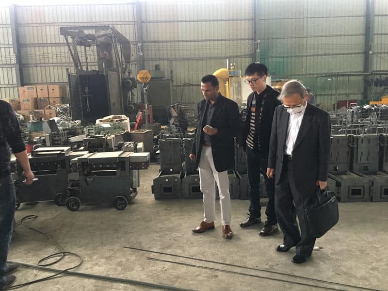 客戶訪問Shuanglong機械8